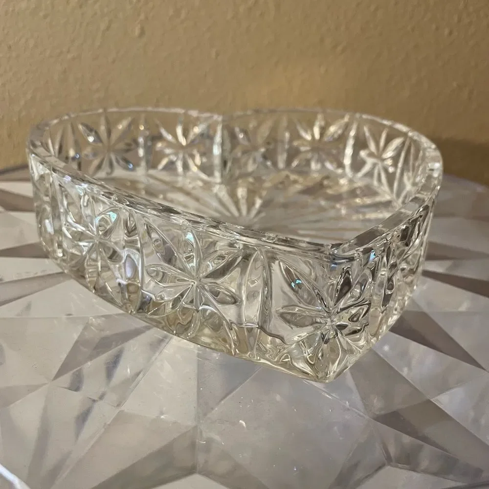 Glass Crystal Large Heart Trinket Box with Lid 7x7 Gorgeous!!